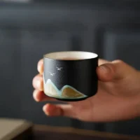 Dörtlü mini bardak seti, kahve, çay veya atıştırmalık için ideal.