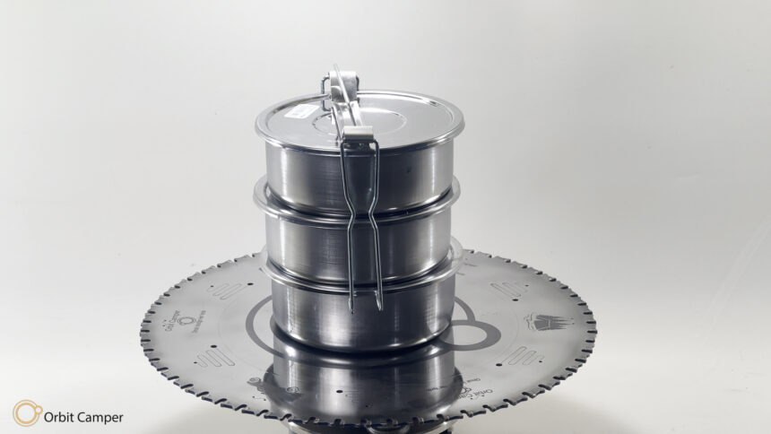 3 Katlı Paslanmaz Sefer Taşı Paslanmaz çelikten 3 katlı sefer taşı, kamp için ideal.