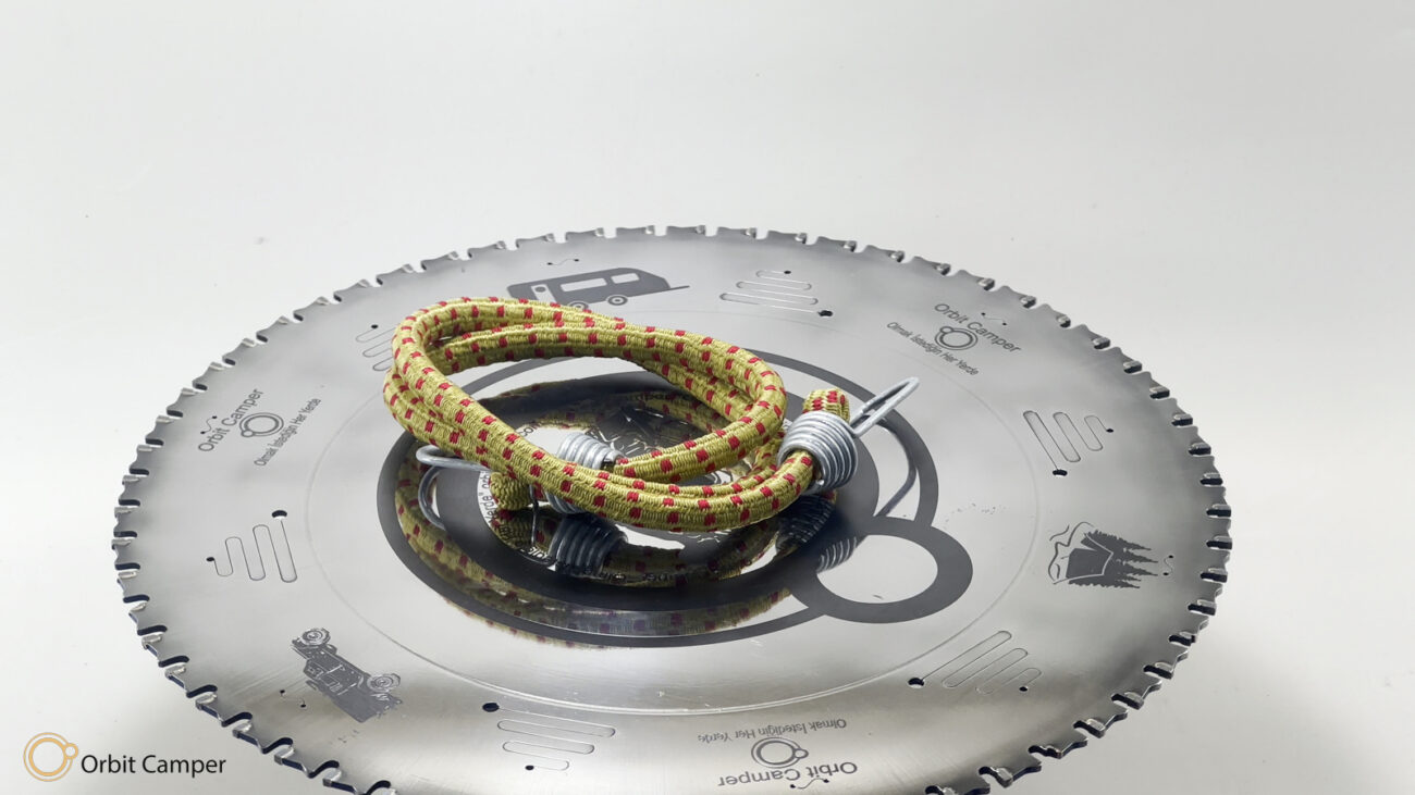 Kalın tip bagaj halatı, sağlam ve güvenli taşıma.