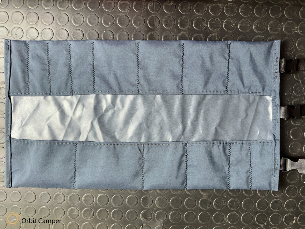 Su geçirmez Orbit Camper rulo çanta, eşyalarınızı düzenli taşır.