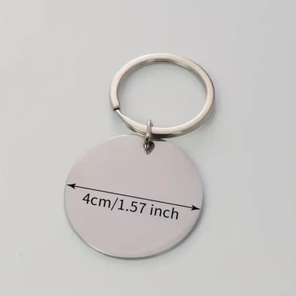 Kişiye özel yuvarlak anahtarlık, isim yazılı