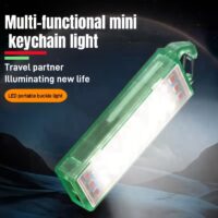 Modern tasarım masa lambası, şık ve fonksiyonel.