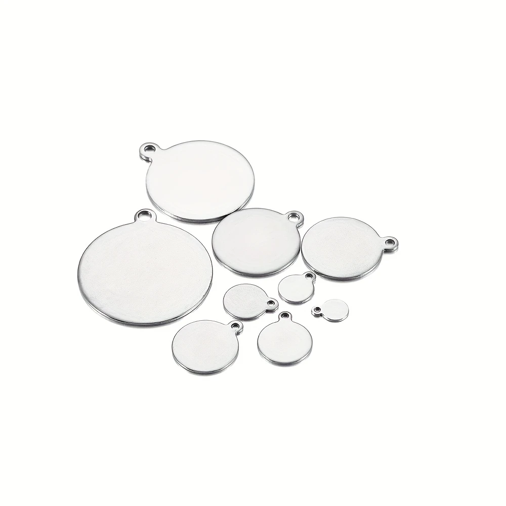 Modern tasarım masa lambası, şık ve fonksiyonel.