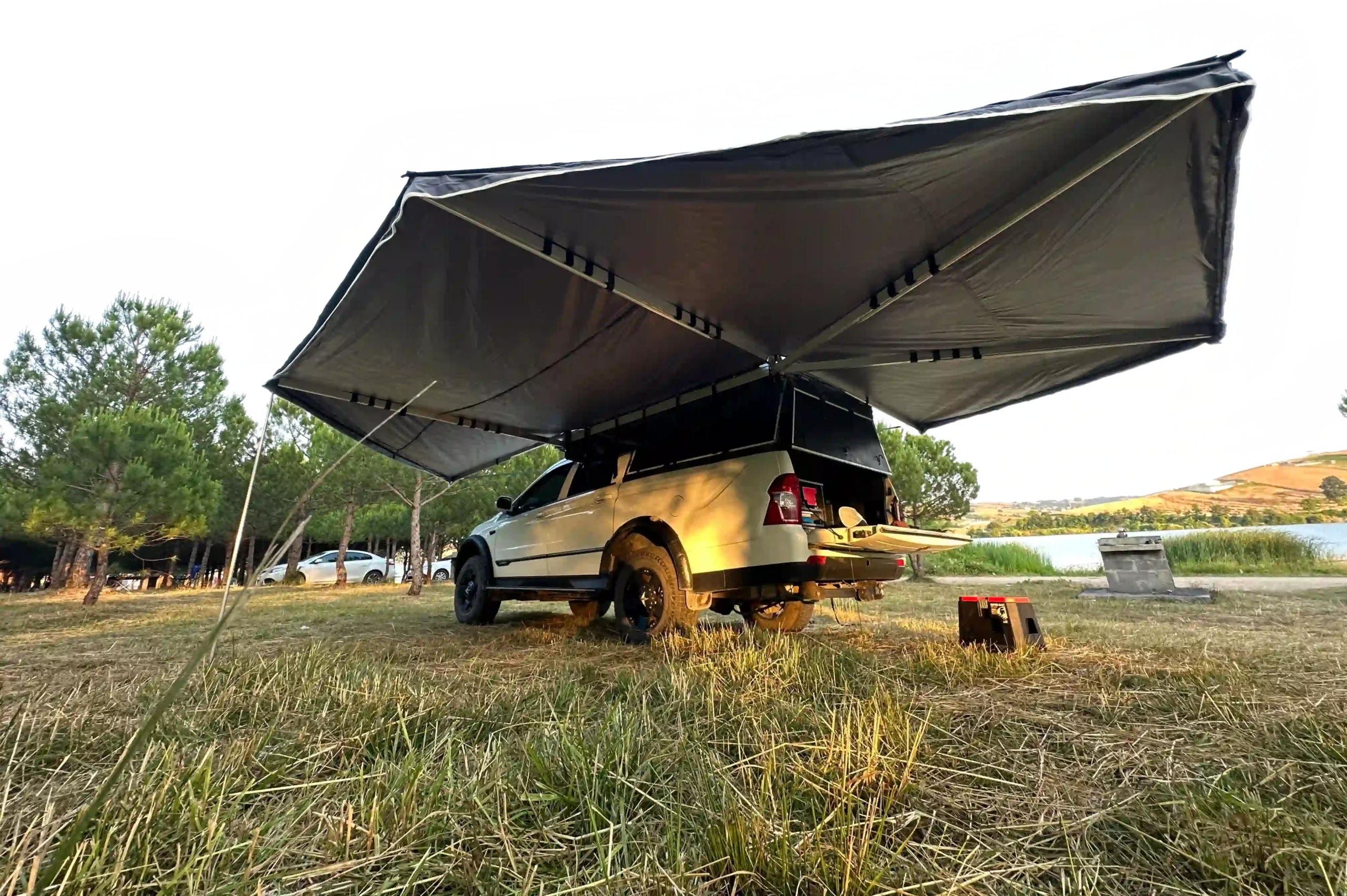 Orbit Sahra Tentesi, hafif alüminyum, geniş alan.