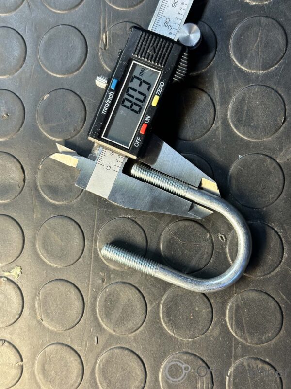 U Bolt bağlantı elemanı, sağlam ve dayanıklı.