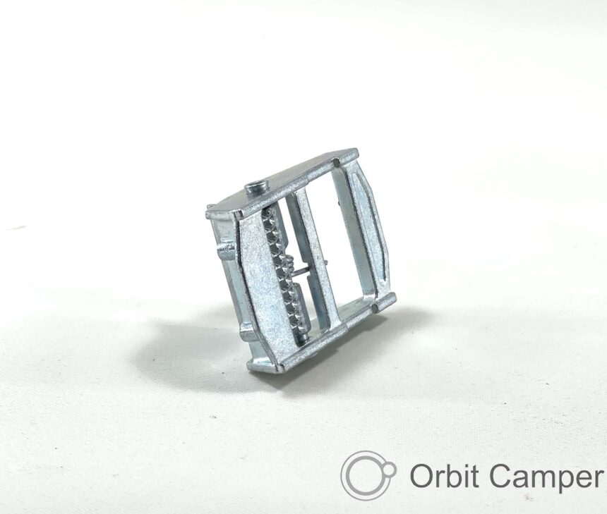 Yüksek kalite yaylı toka, dayanıklı ve şık.